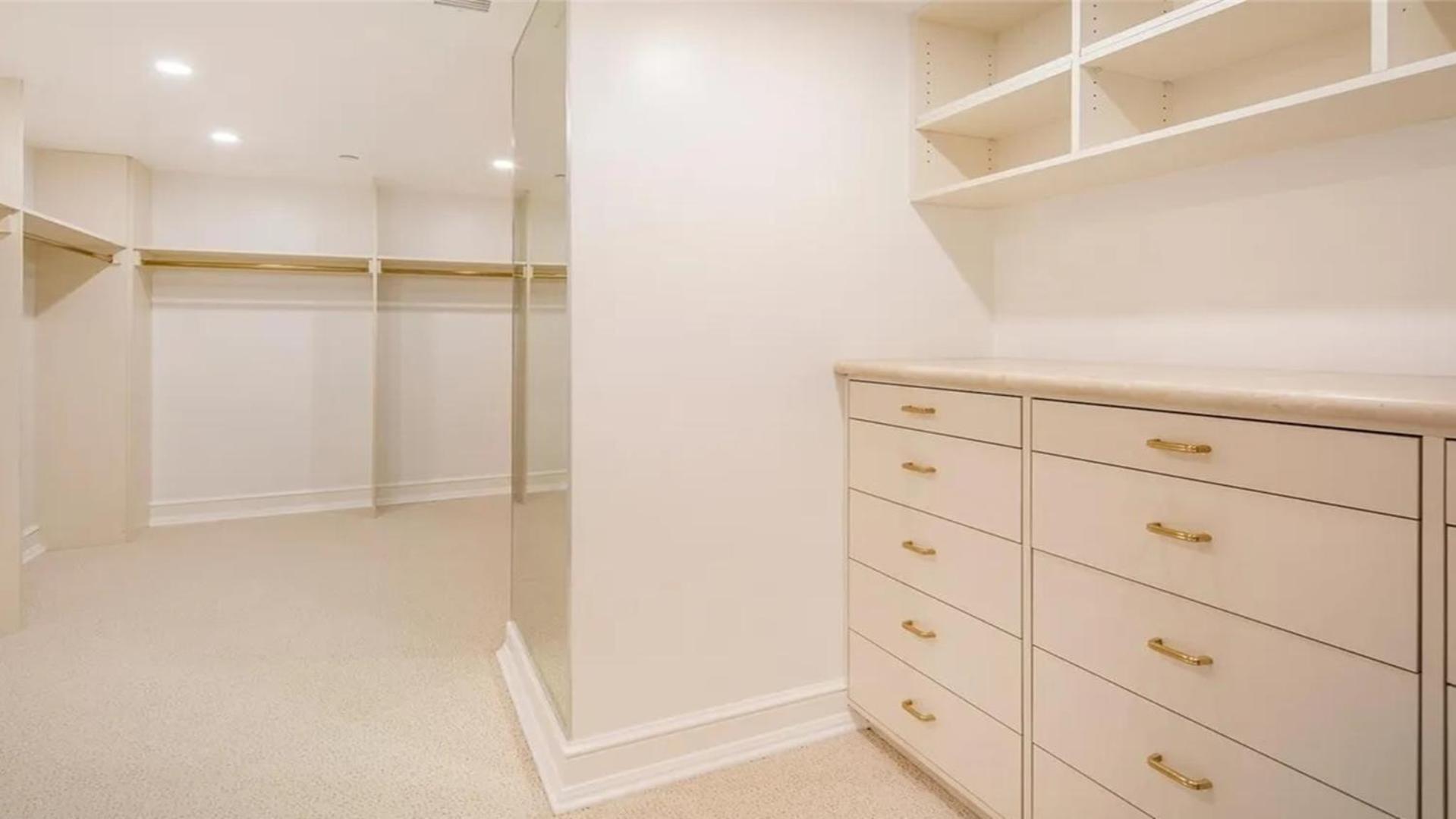 Stunning Four Bedroom Fully Professionally Remodeled Apartment Las Vegas Bagian luar foto