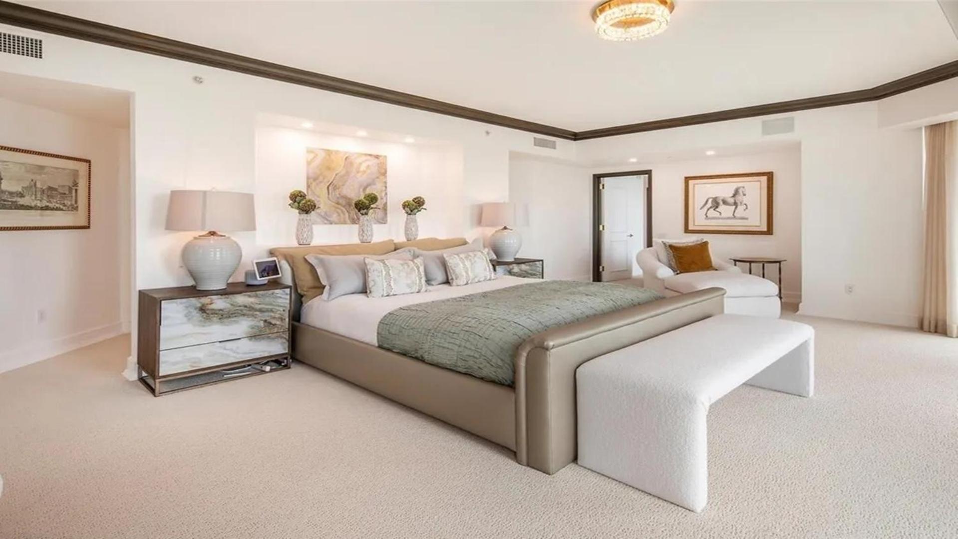 Stunning Four Bedroom Fully Professionally Remodeled Apartment Las Vegas Bagian luar foto
