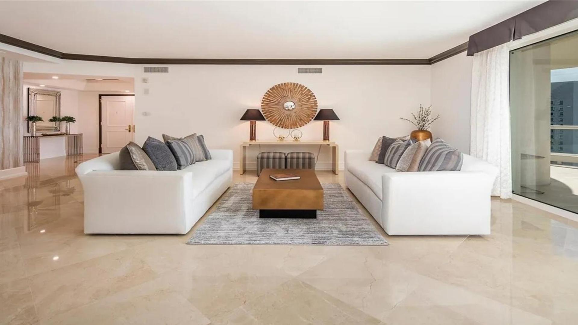 Stunning Four Bedroom Fully Professionally Remodeled Apartment Las Vegas Bagian luar foto