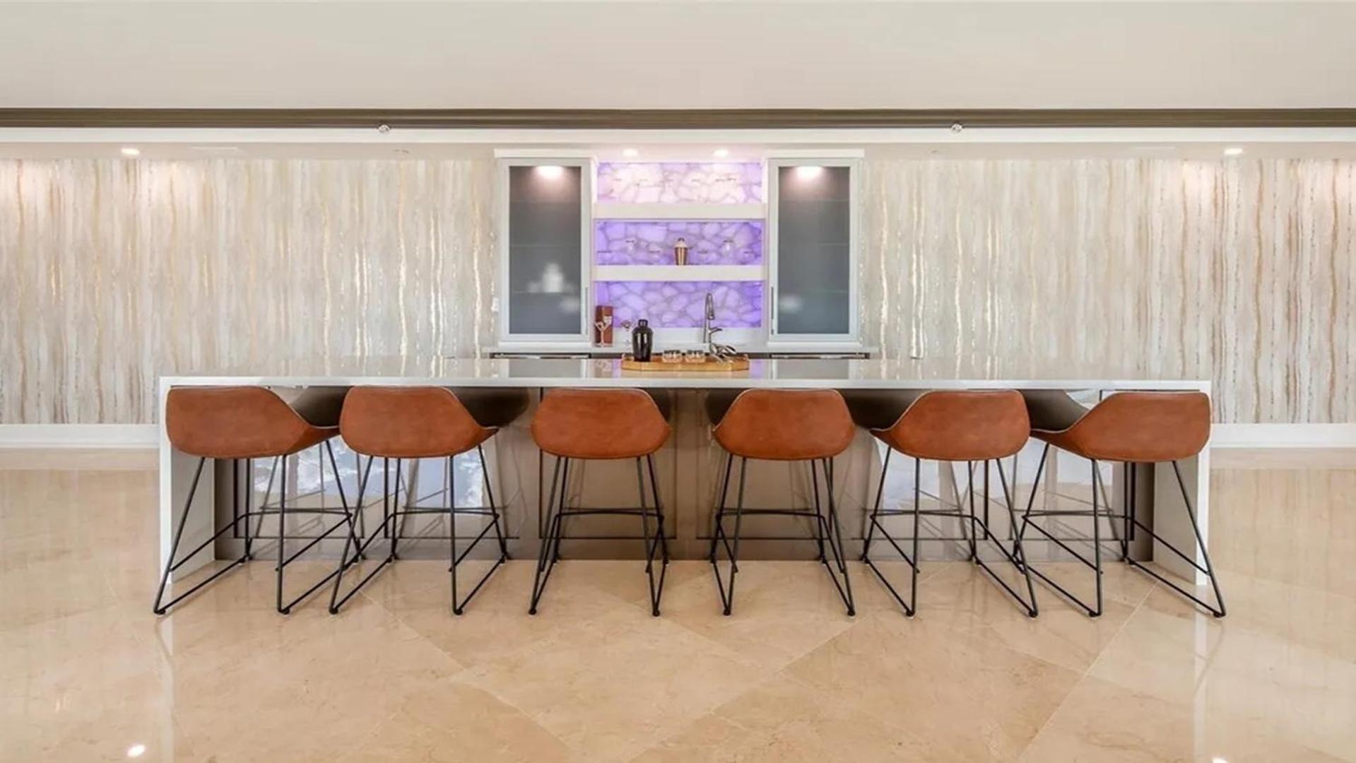 Stunning Four Bedroom Fully Professionally Remodeled Apartment Las Vegas Bagian luar foto