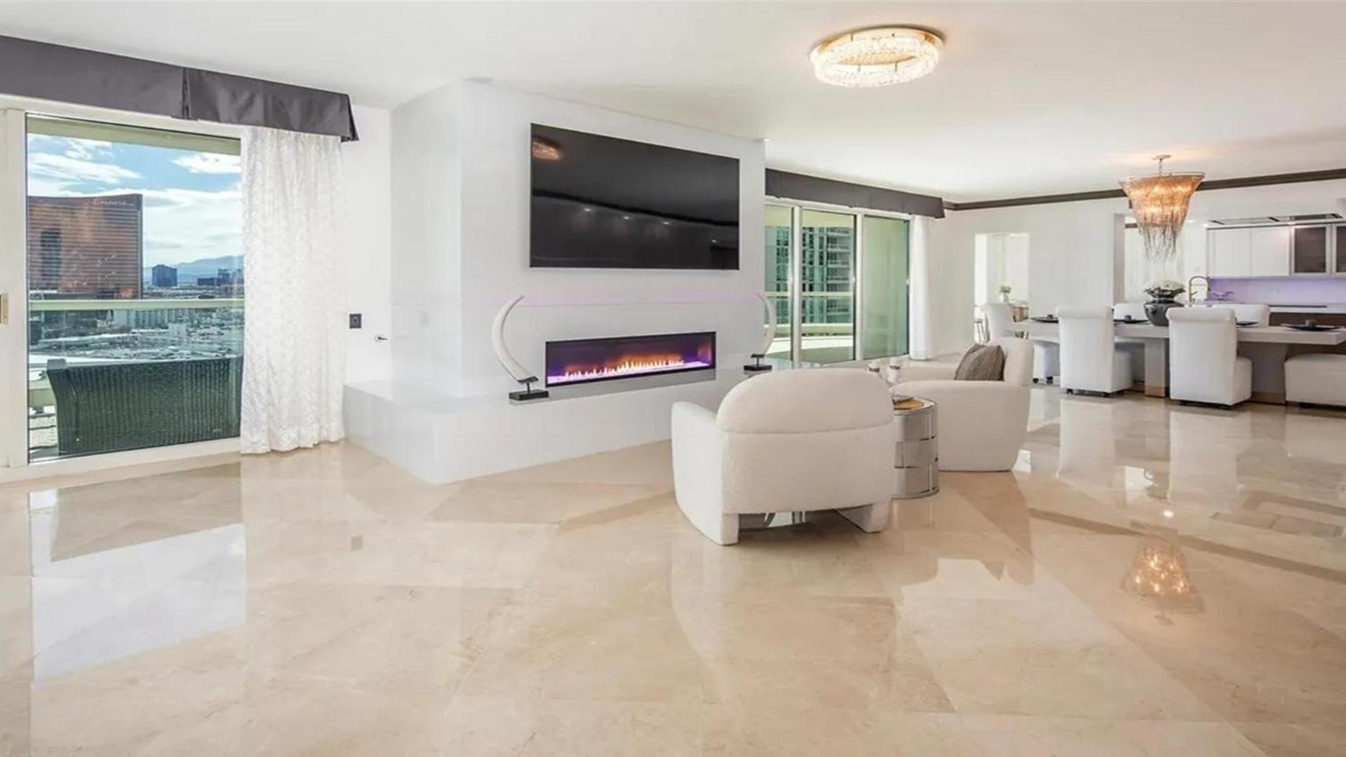Stunning Four Bedroom Fully Professionally Remodeled Apartment Las Vegas Bagian luar foto