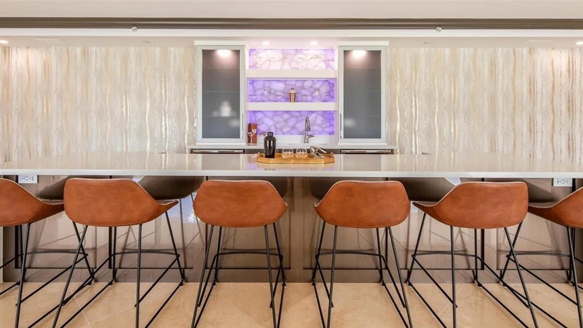 Stunning Four Bedroom Fully Professionally Remodeled Apartment Las Vegas Bagian luar foto